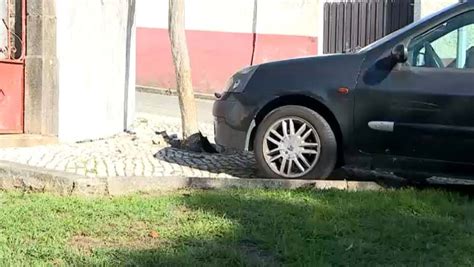 Homem morre de doença súbita enquanto conduzia carro em Santa Maria da