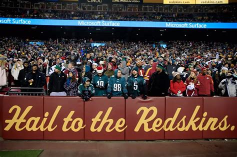 Redskins Superfan Known As ‘chief Zee Dies