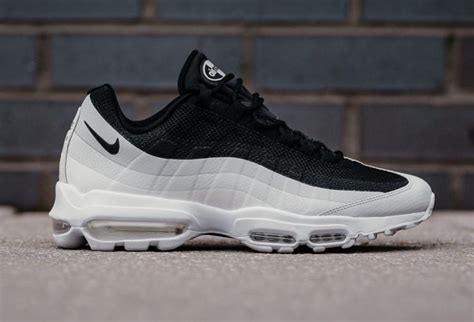 Nike Air Max 95 Ultra Essential Black White Blanche Noire