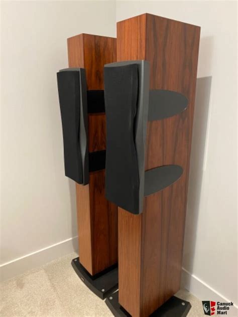 Dynaudio Confidence C Floor Standing Speakers Rosewood For Sale