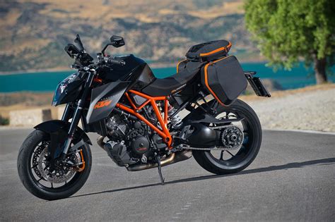 Ktm Super Duke R Review