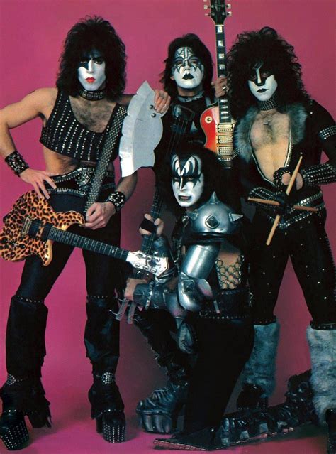 Épinglé sur KISS 1982 Shoots Appearances w Ace Groupe kiss Groupe