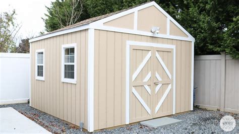 How To Paint A Shed - DIY Huntress