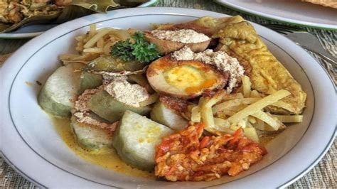 Lontong Cap Gomeh Tradisi Unik Dalam Budaya Tionghoa Menu Wajib Saat