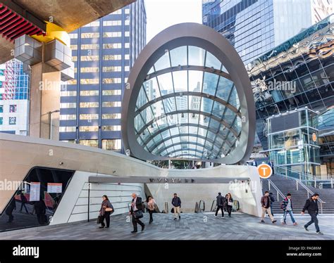 The Barangaroo entrance to Wynyard Walk and Wynyard Station in Sydney ...