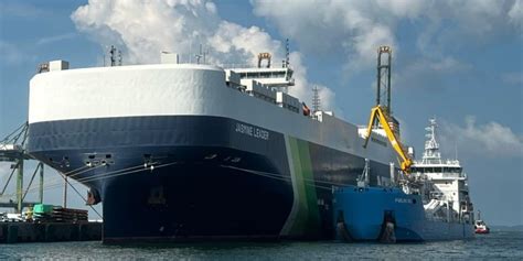 First SIMOPS LNG Bunkering Operation Completed In Singapore SAFETY4SEA