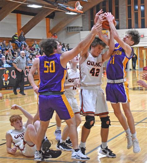 Quincy boys basketball takes two wins on the week - Yahoo Sports