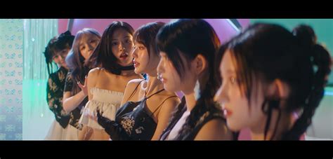 IVE révèle un teaser MV pour HEYA K GEN