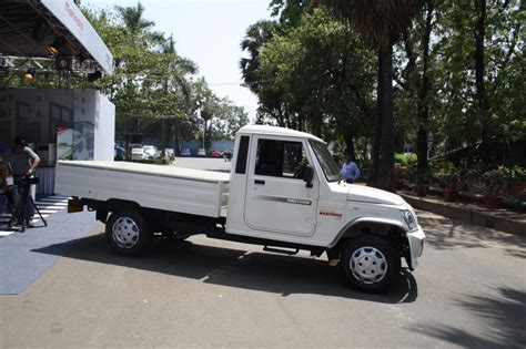 Mahindra Bolero Maxi Truck Plus White Side