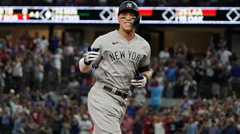 Aaron Judge Edges Shohei Ohtani For Baseball Digest Player Of The Year