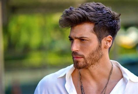 Can Yaman irresistible en su posado más sexy en Instagram