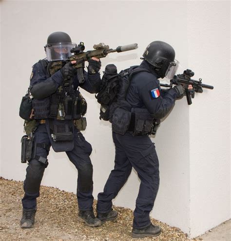 Pin On Gign Gipn Raid Cos