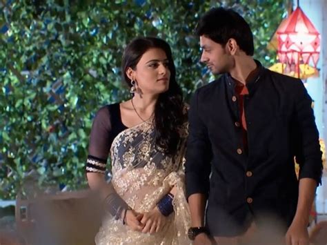 Meri Aashiqui Tum Se Hi Ranveer Surprises Ishaani Ishveer Romantic