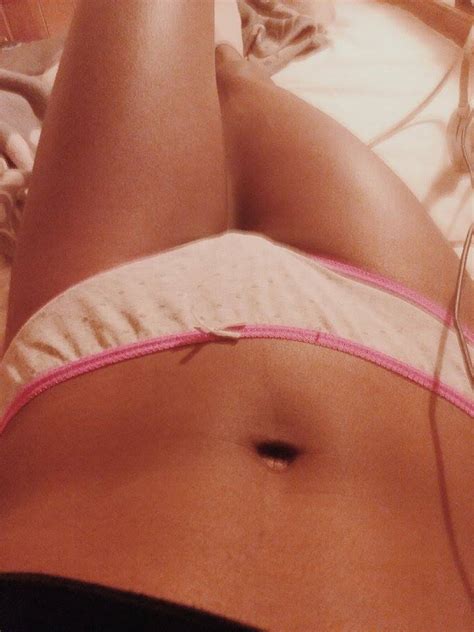 Pussy So Tight Shesfreaky