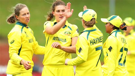 Cricket World Cup 2022: Aussie women in $8 million controversy - Yahoo ...