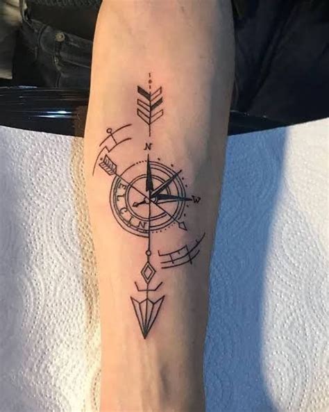 Pusula Compass Compass Tattoo Arrow Tattoo On Wrist Arm Tattoo Old