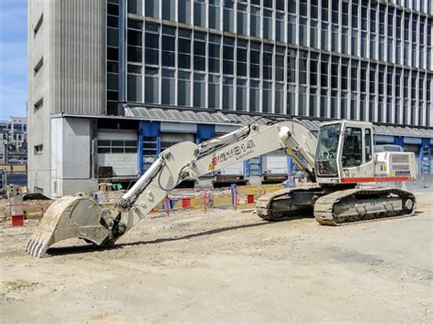 Liebherr R 914 B Litronic Chantier Du Centre Des Congrès P Flickr