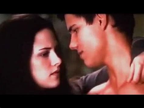 Eclipse Love Triangle Jacob And Bella Kiss At End D Video Dailymotion