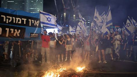 Tausende Israelis Protestieren Spontan Gegen Regierung