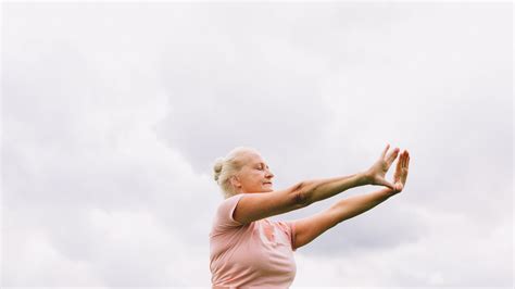 Tai Chi And Its Benefits For Seniors The Club At Boynton Beach