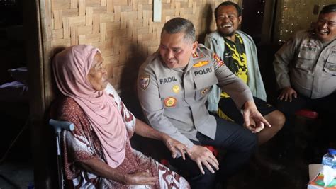 Kabaharkam Polri Kunjungan Kerja Ke Ciletuh Sukabumi Tanya Langsung