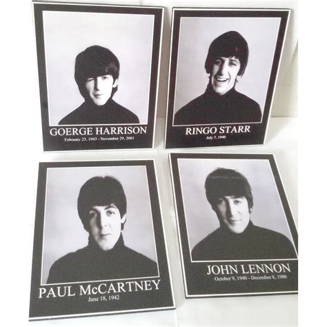 Jual HIASAN DINDING POSTER PERSONIL THE BEATLES PLUS FRAME FIGURA KAYU