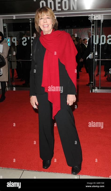 Frances De La Tour Arrives For The Royal Film Performance 2011 Of Hugo