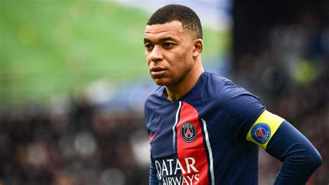 PSG le vestiaire loue les qualités de Kylian Mbappé