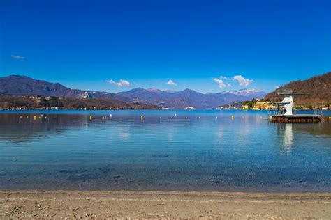 Lido Di Gozzano La Migliore Location Con Spiaggia Sul Lago D Orta Per