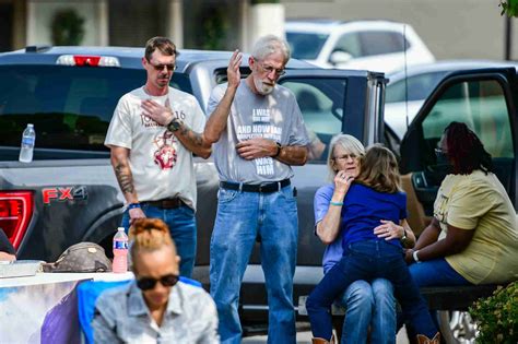 Area leaders hold prayer gathering in downtown Stuttgart | Stuttgart