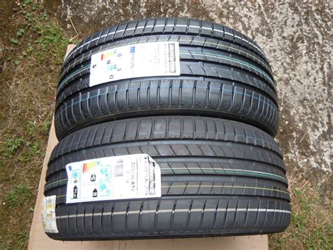 2 X Neue Bridgestone Turanza T005 XL PKW Sommerreifen 225 40 R18 92Y