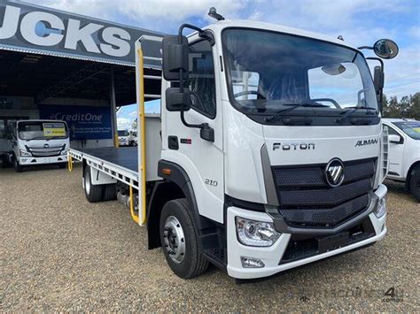 Buy New 2023 Foton 2023 Foton Auman EST M White Tray Truck 4 5L 4x2