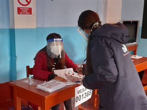 Avanza Segunda Vuelta Electoral En Per Para Elegir Nueva Presidencia