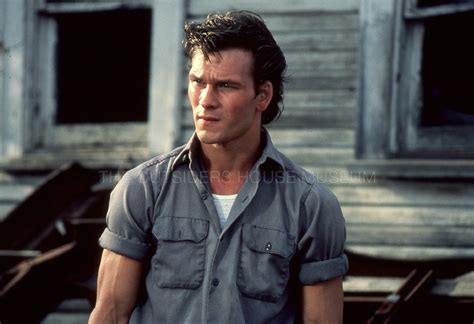 Patrick Swayze in The Outsiders🥰🥰 : r/VintageLadyBoners