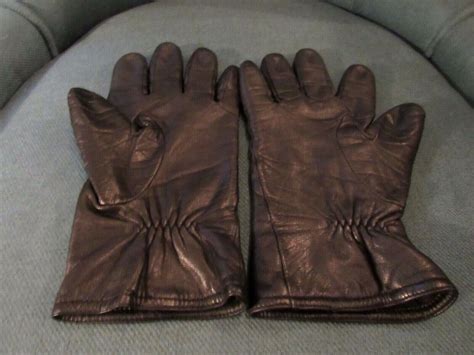 Black Thinsulate Lined Leather Gloves Women Size M - Gem