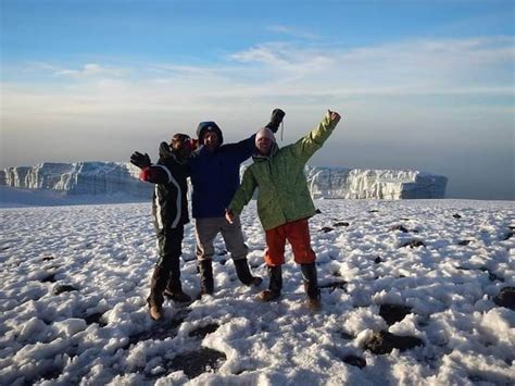 Machame Route 7 Days Group Kilimanjaro Climb TourismRendezvous