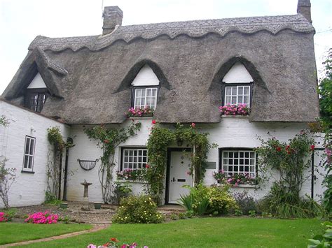 English Cottage Dreams Via Anglia 117 Old Cottages In