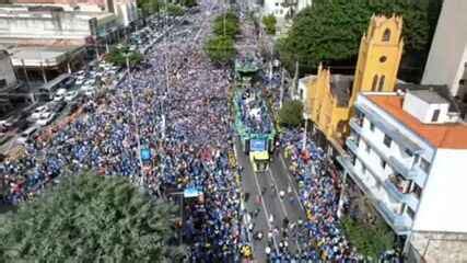 Cerca de 2 milhões de fiéis participam da Marcha para Jesus em SP