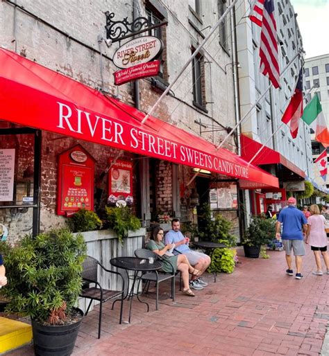 River Street Sweets - Savannah's Waterfront