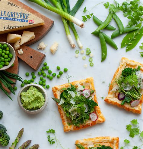 Tartlets with Le Gruyère AOP and Green Pea Spread topped with Spring