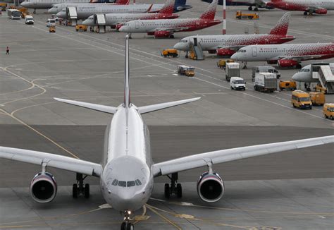 Rusia Cierra Espacio Aéreo Para Aerolíneas Búlgaras Polacas Y Checas