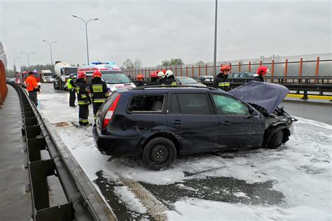 Groźba eksplozji po wypadku w stolicy Zamknięta była Trasa