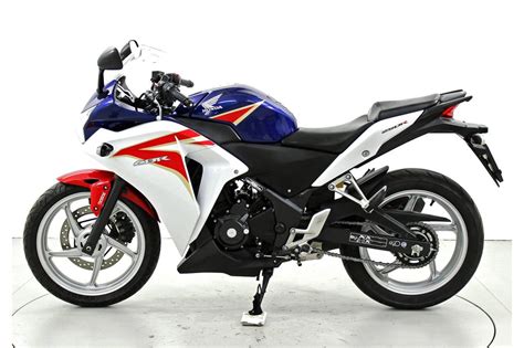 Honda CBR 250 RA ABS Occasion Motorräder Moto Center Winterthur