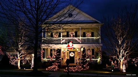 Best Christmas Light Displays In Every State | Trekbible