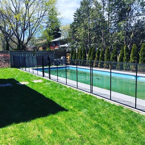 Pool Fence Moderne Piscine Toronto Par Guardian Pool Fence