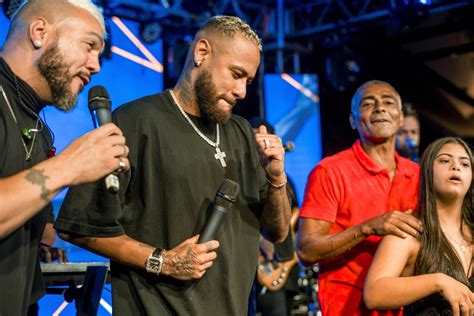 Neymar Cantando Dois Dias De Festa Mil Convidados E Shows Como Foi O