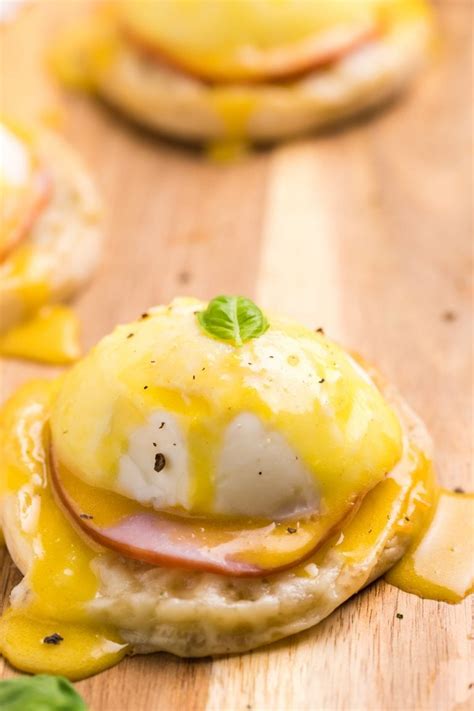 Easy Eggs Benedict Sweet Cs Designs