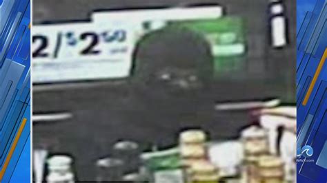 Hampton Police Searching For 7 Eleven Robbery Suspect