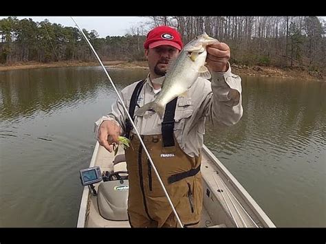 Flukemaster How To Fish The Prespawn Angler Hq