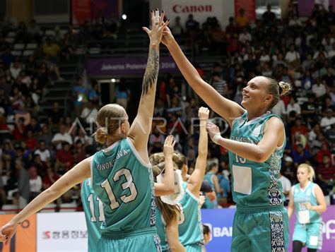 Basket Putri Indonesia Vs Kazakhstan Antara Foto